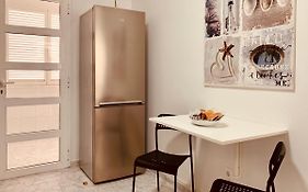 A&F Comfort Modern House
